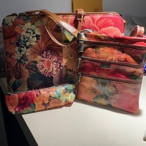 Leather hand bag, suitcase and cosmetics